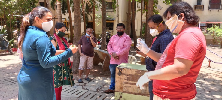 कोरोना महामारीच्या काळात रोग प्रतिकारक क्षमता वाढविण्यासाठी आर्सेनिक अल्बम औषधाचे विभागात घरोघरी मोफत वाटप करण्यात आले.